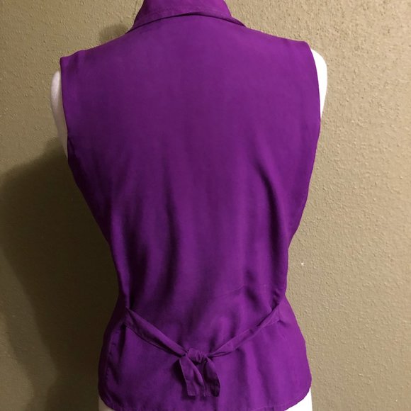 100% Silk Button Down Sleeveless Edward Top - Picture 3 of 7